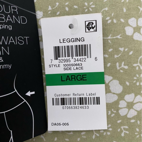 I.N.C., High Waist Contour Waistband Lace Side Panel Black Leggings - Picture 9 of 9